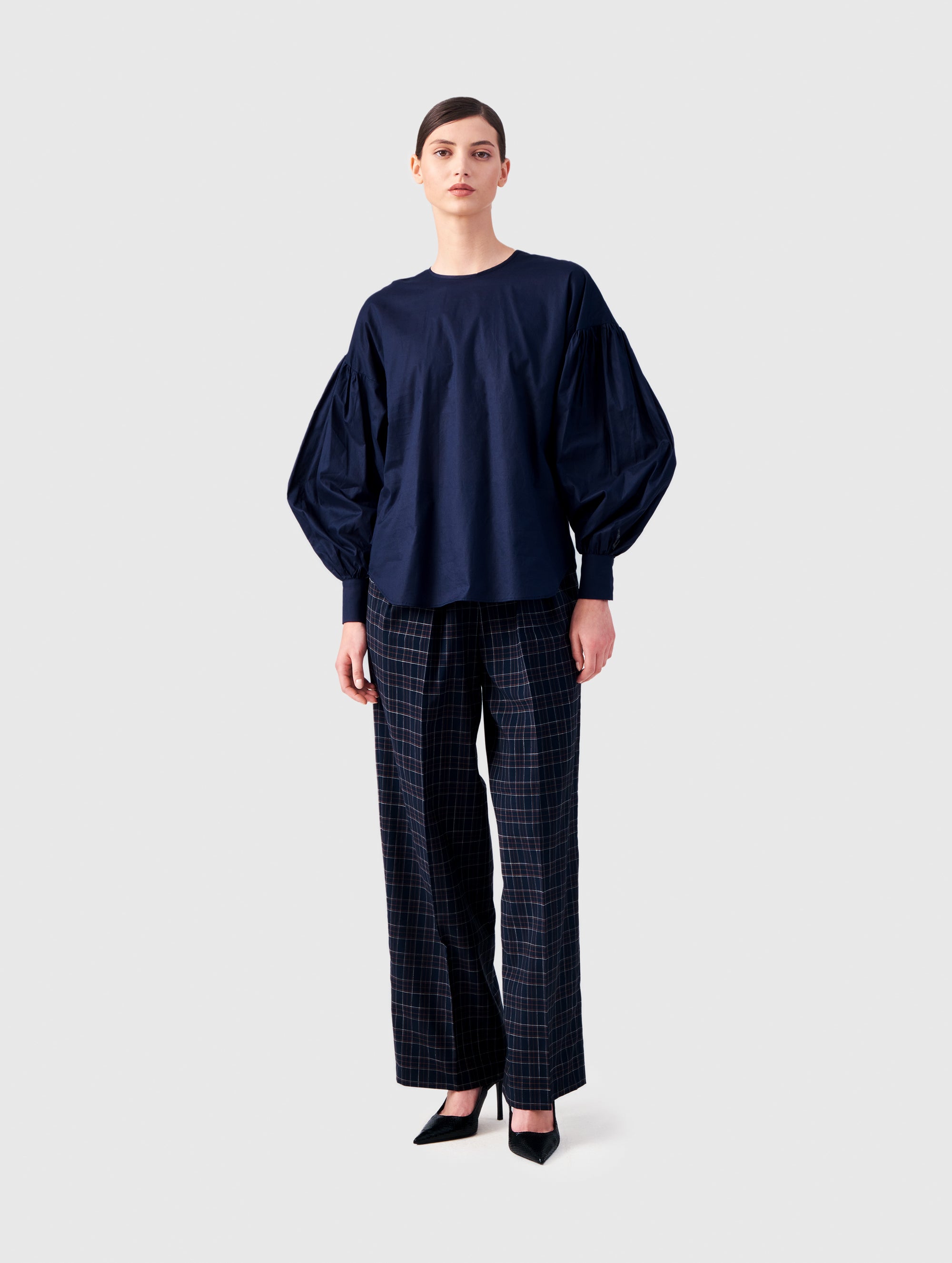 Weite Bluse aus 100% Bio-Baumwolle Hadley mit schlichtem Design von Helene Galwas.