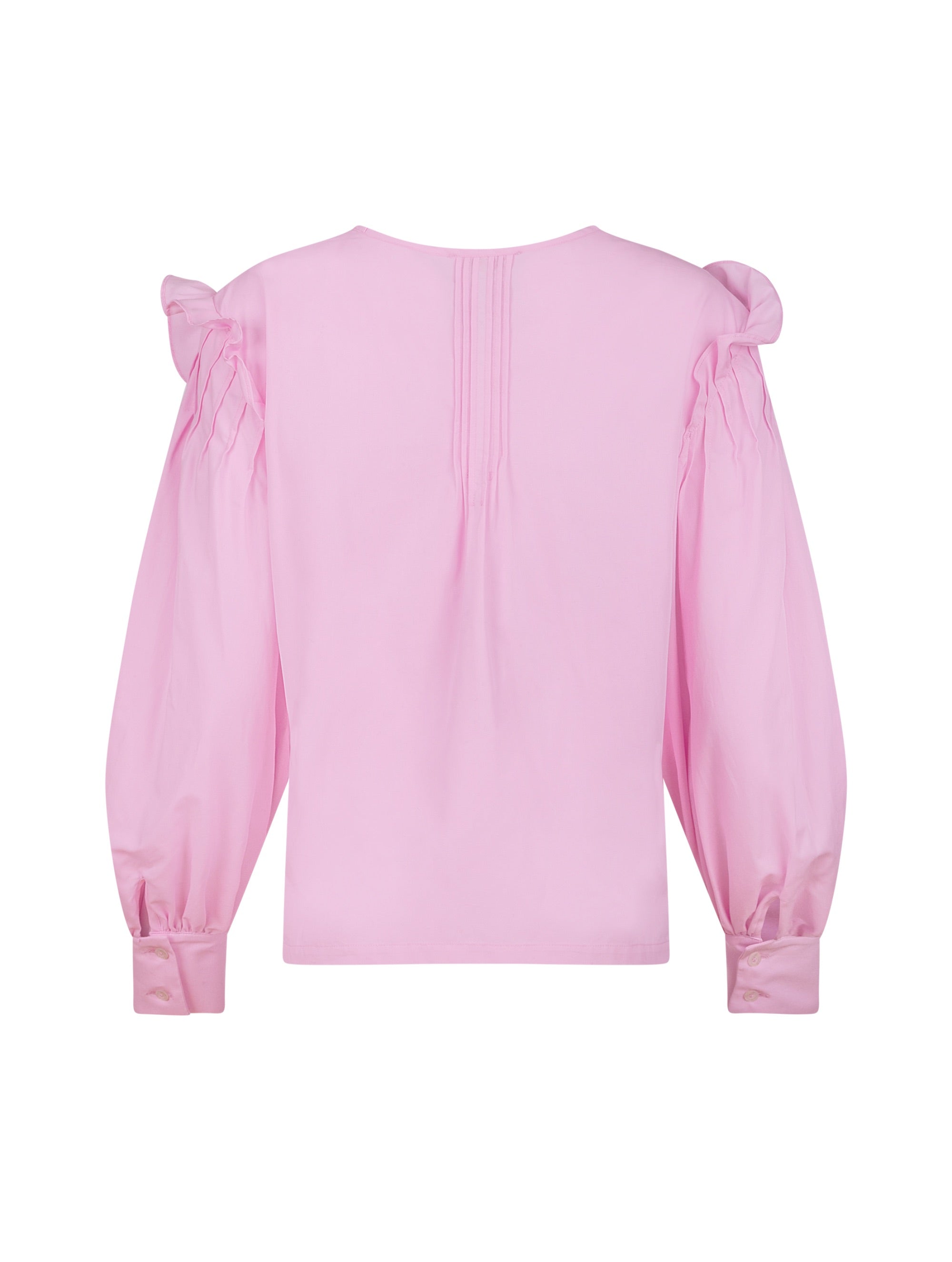 Hochgeschlossene Bluse aus Baumwolle mit weiten Bischofsärmel und Volant-Detail an der Schulternaht, sowie feinen Biesen an der Schulter, wie auch Biesen am Kragen auf der Vorderseite. Aus nachhaltiger Baumwolle gefertigt.