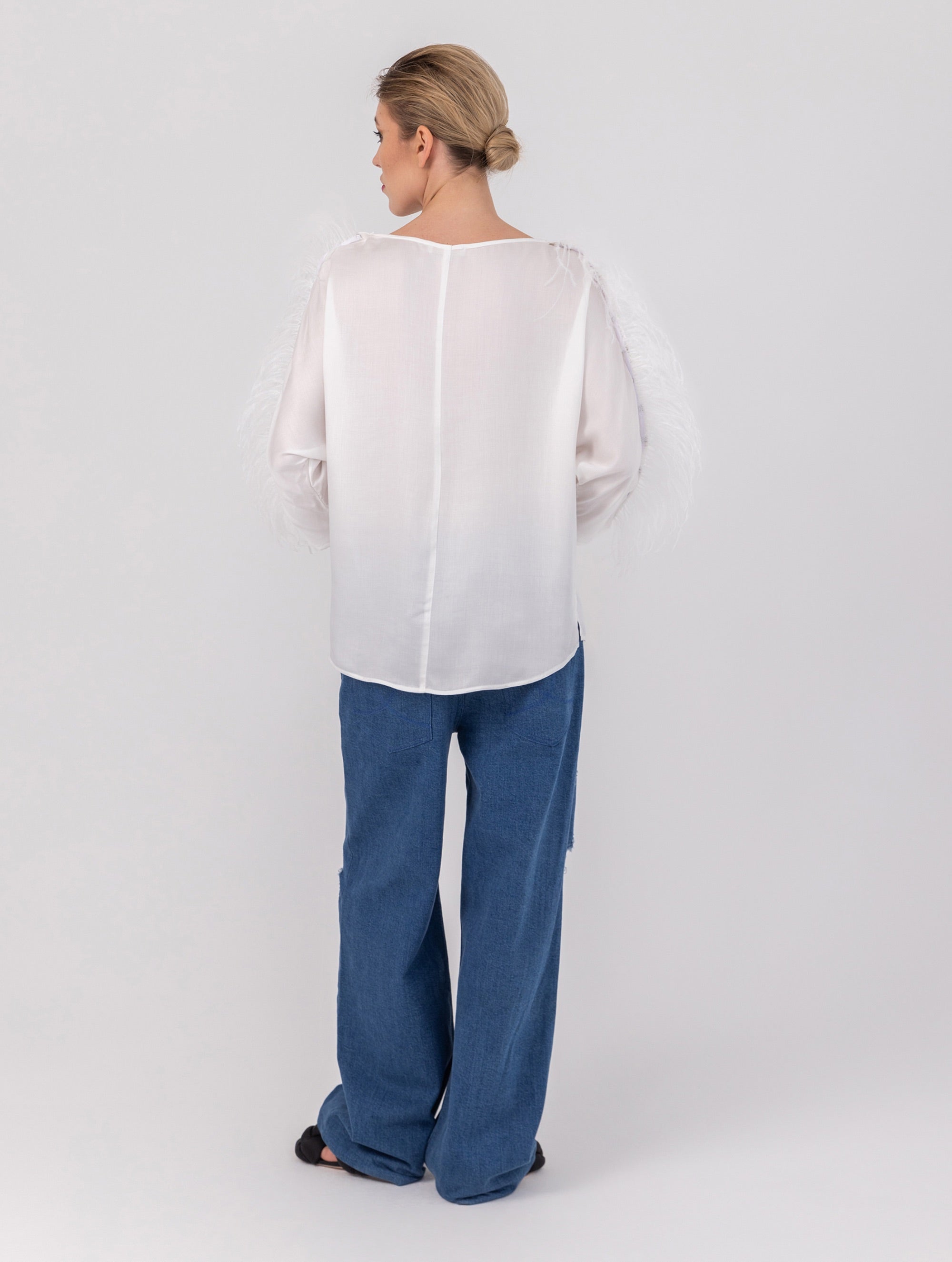 Halblang-Arm T-Shirt aus Viskose mit Federn am Arm zum an -und abknöpfen