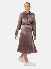 Midi-Rock hergestellt aus 100% hochwertiger Seide und einem klassischen Schnitt