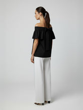 Weit geschnittene Bluse aus Premium Baumwolle, Carmen Ausschnitt auf dem Rücken zum Binden und ausgestellten Ärmeln