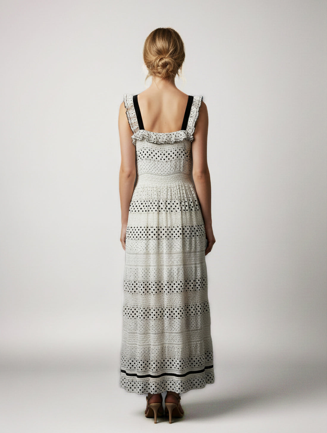Esme-Red Carpet-Weißes Kleid mit schwarzen Punkten