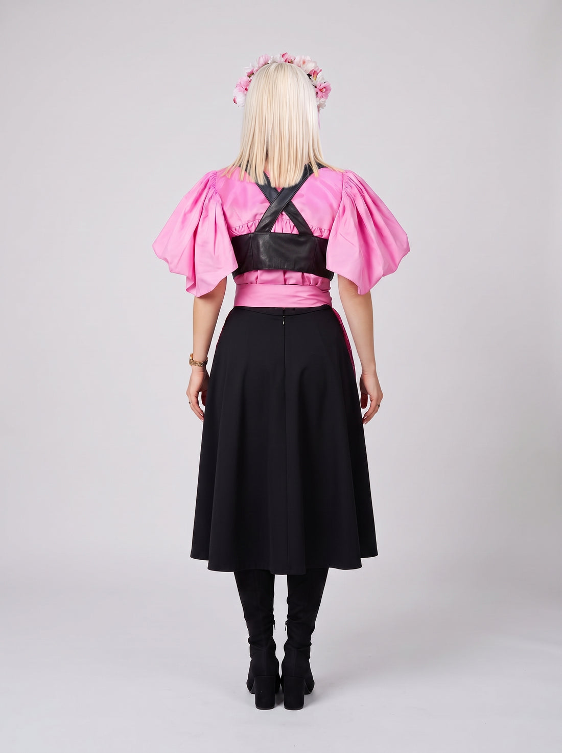 PINK NOIR &amp; LACE – The GALWAs Wiesn Edit