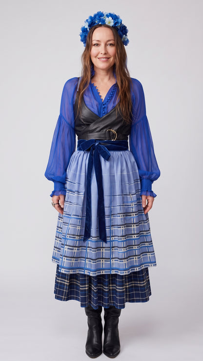 BLUE ROYAL – The GALWAs Wiesn Edit