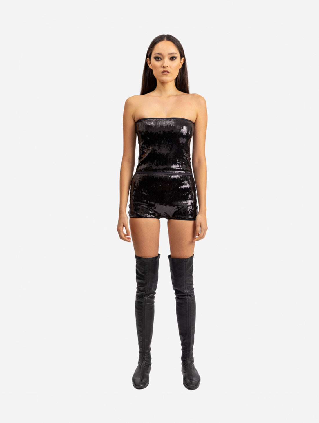 Enganliegendes Paillettenhöschen Hella mit elastischem Bund von Helene Galwas.