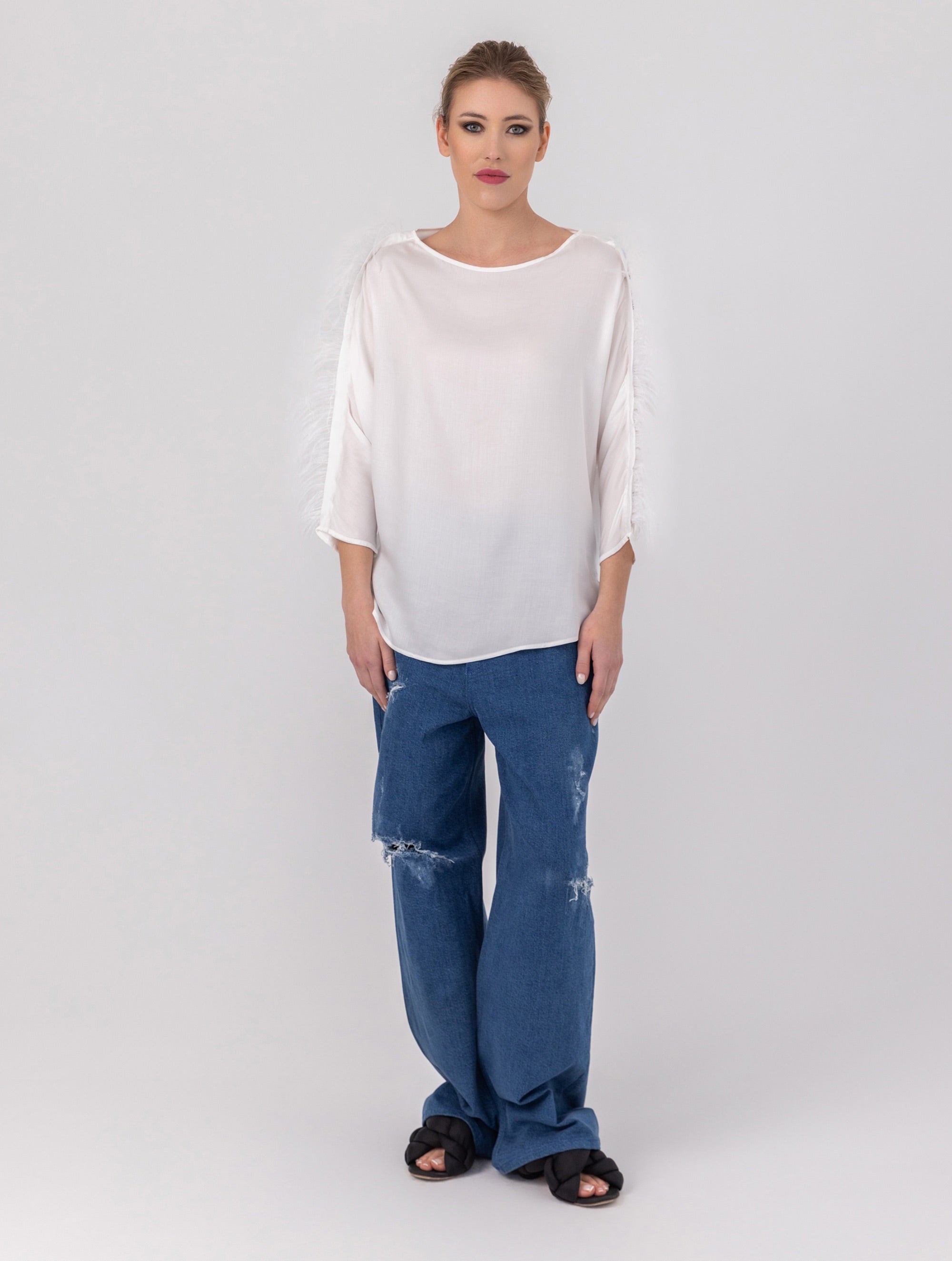 Halblang-Arm T-Shirt aus Viskose mit Federn am Arm zum an -und abknöpfen