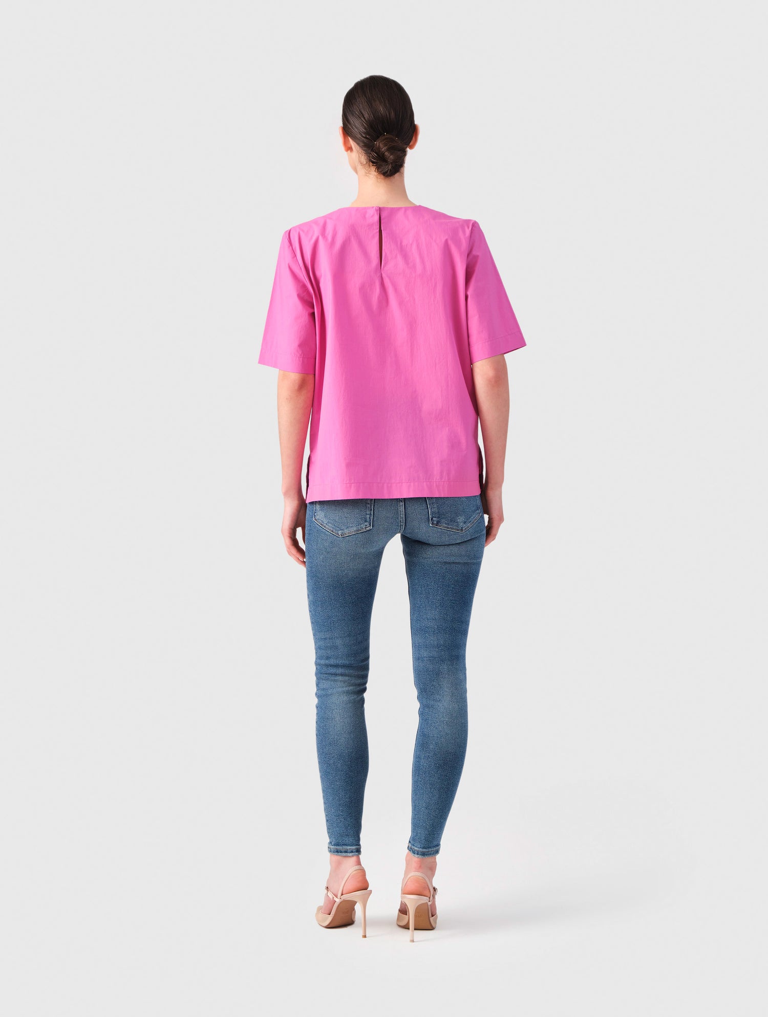 Iduna - High-necked cotton blouse