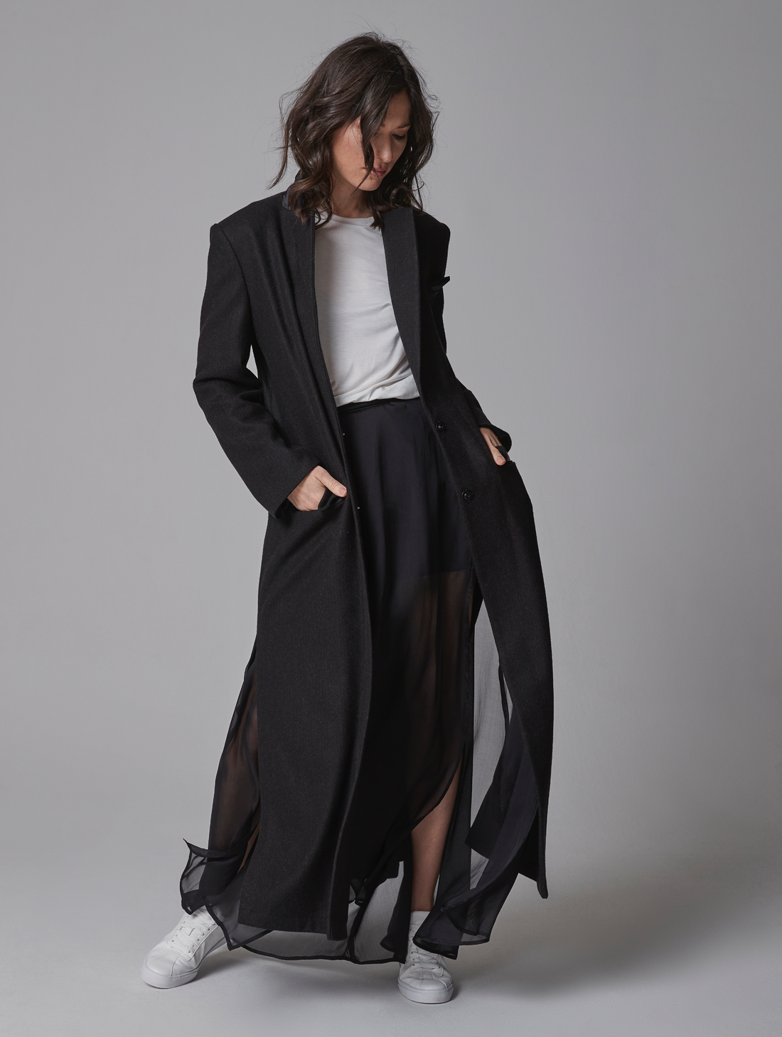 Bahira - Cashmere wool - Long wool coat with intricate details