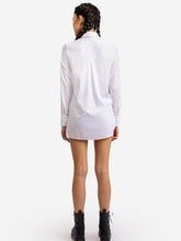 Weiße, taillierte Langarmbluse Hada aus 100% feinster Baumwolle von Helene Galwas