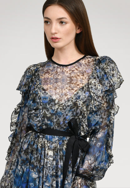 Atemberaubendes Maxikleid aus leicht transparenter Chiffonseide, kunstvollem Blütenprint und feinen Volants