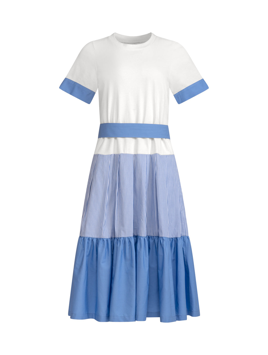 Locker fallendes Midikleid mit weißem T-Shirt Oberteil mit Rockteil aus getreifterund blauer Baumwolle, tragbar mit und ohne Gürtel aus bleuer Baumwolle. Stoffe kommen aus dem Altbestand der Firma, daher nachhaltig.