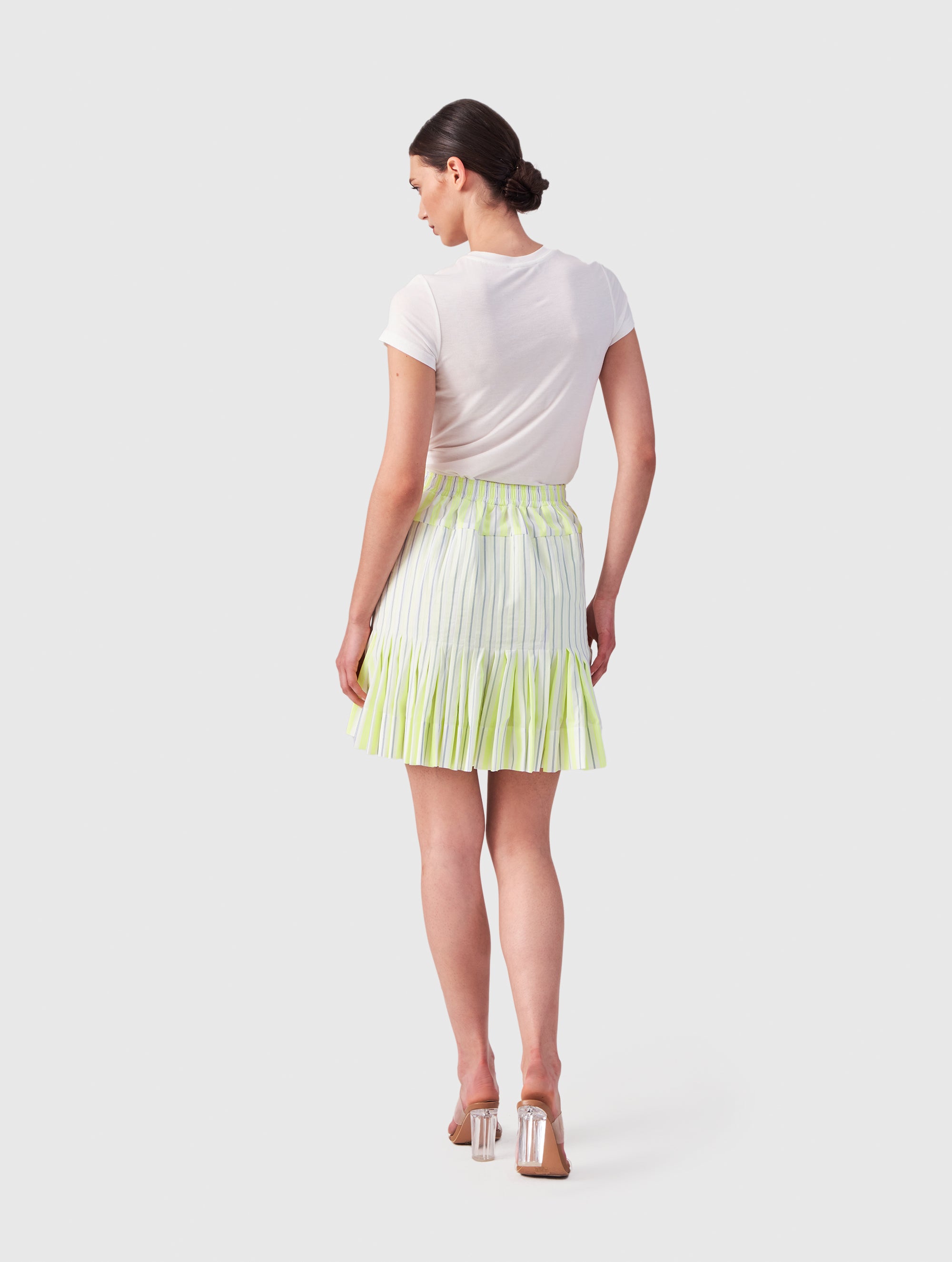 Gestreifter Minirock mit einem eleganten Gürtel aus in Falten gelegter Baumwolle besticht durch seinen vielseitig kombinierbaren Look