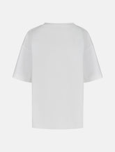 Grade geschnittenes Oversize T-Shirt aus Heavy Jersey mit Totenkopf-Stickerei Applikation. 