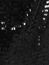 Eleganter paillettenbesetzter Rock mit Reißverschluss und enger Passform am Körper