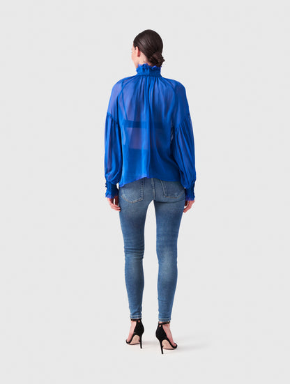 Edle Seiden Chiffonbluse Babett in blau von Helene Galwas.