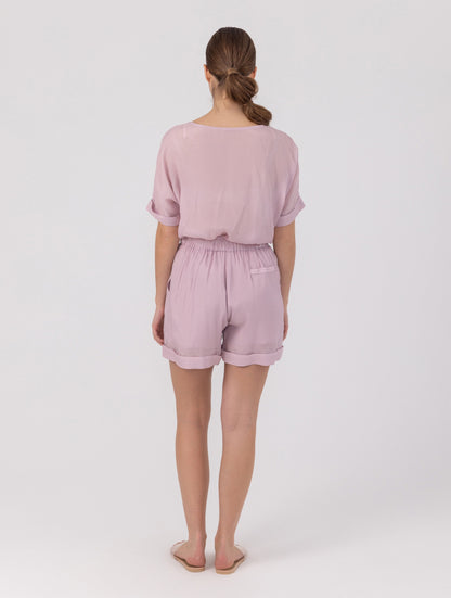Locker geschnittene Shorts aus einer luxuriösen Mischung aus Seide und Elastan.