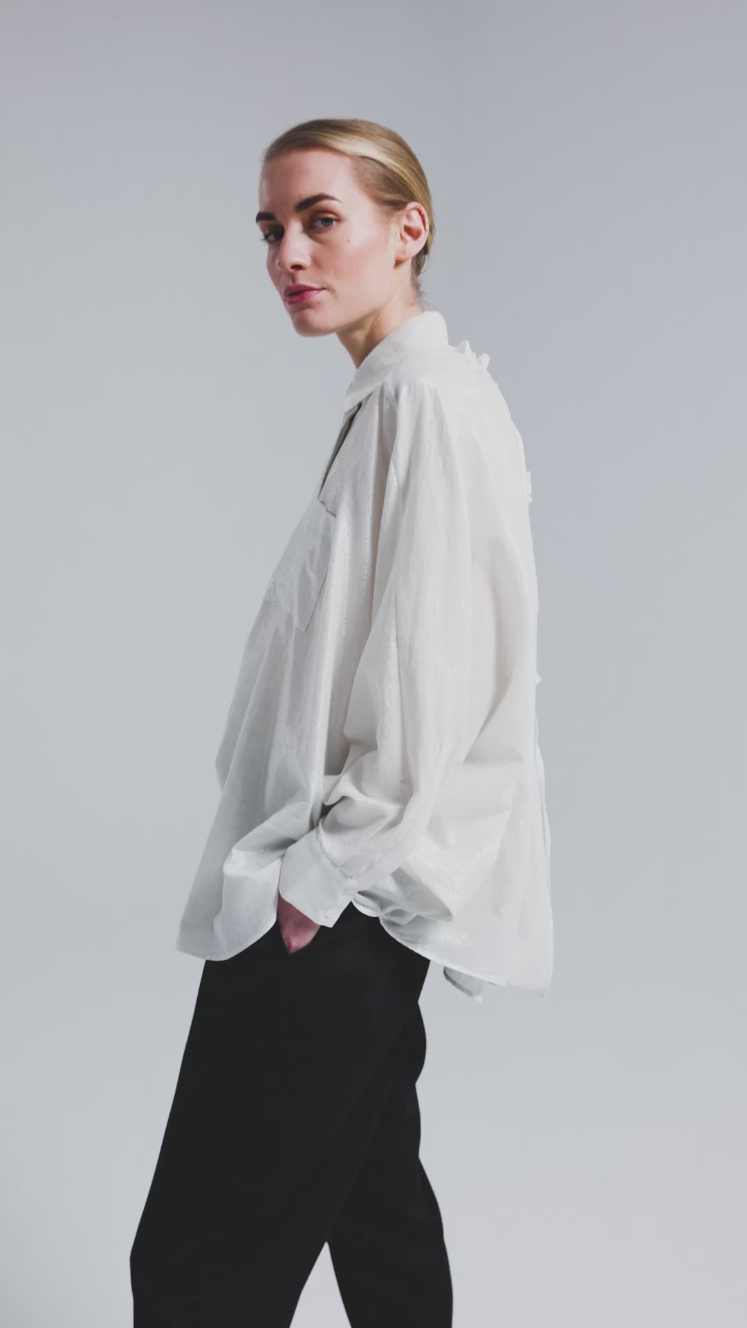 Klara - Oversized Blouse