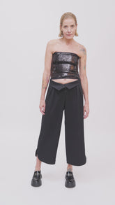 Hochtaillierte Culotte Hilka mit abgerundeter Saumlinie und nach unten faltbarer Bund von Helene Galwas