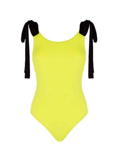 Neongelber Badeanzug mit langen Bändern an den Schultern und tiefem Rückenausschnitt aus recyceltem Lycra