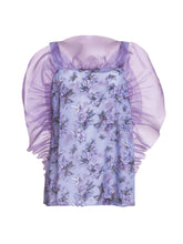 Trägertop aus hochwertigem Stretch-Satin, das mit eleganten Volants aus feiner Chiffonseide veredelt wurde